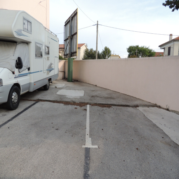 Offres de location Parking La Seyne-sur-Mer 83500